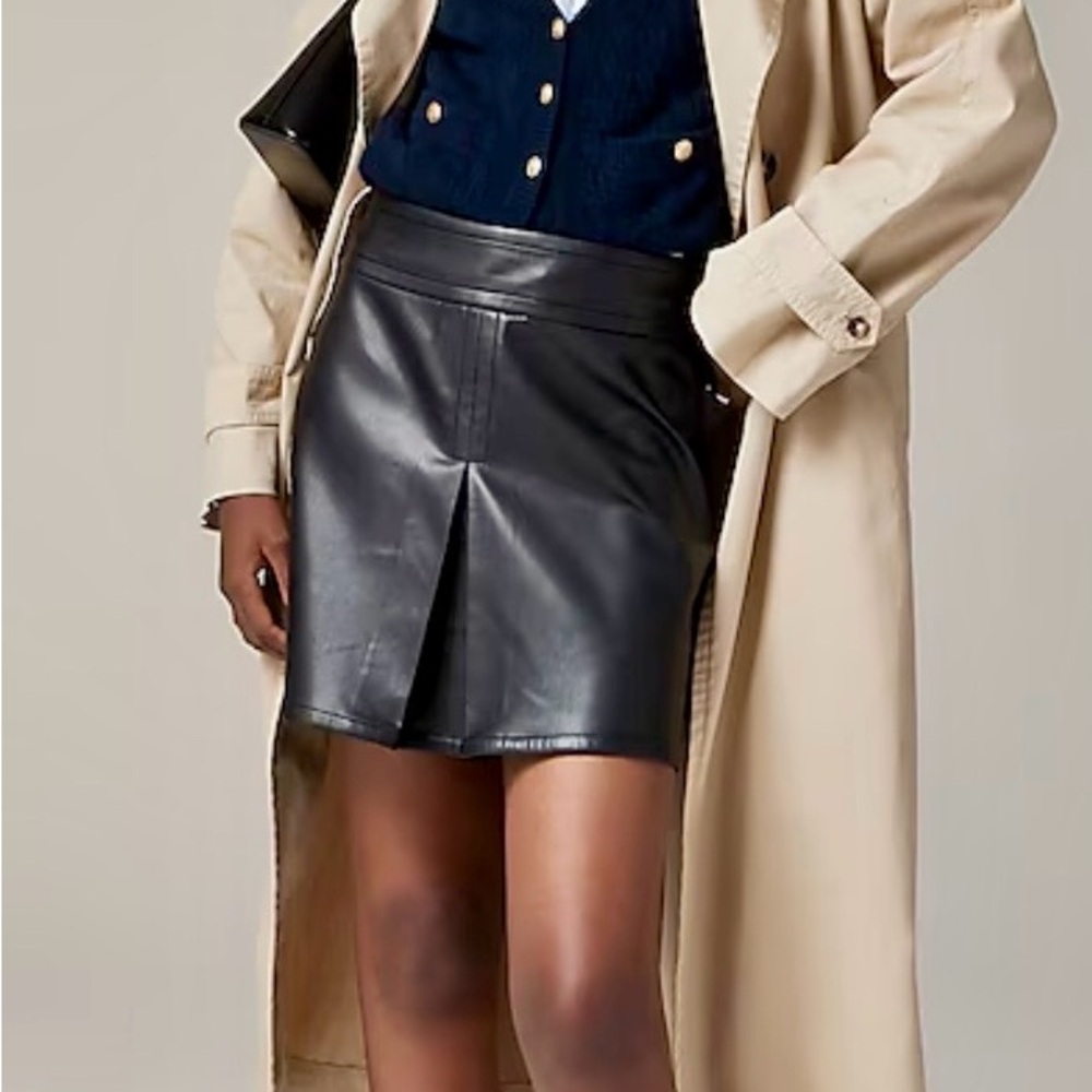 NWT Jcrew Faux Leather Mini Skirt size 14